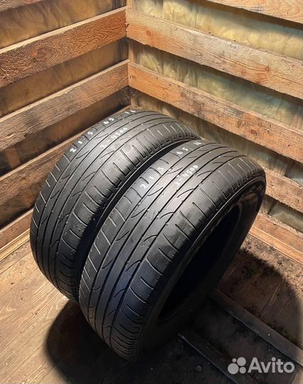 Bridgestone Dueler H/P Sport 215/65 R16