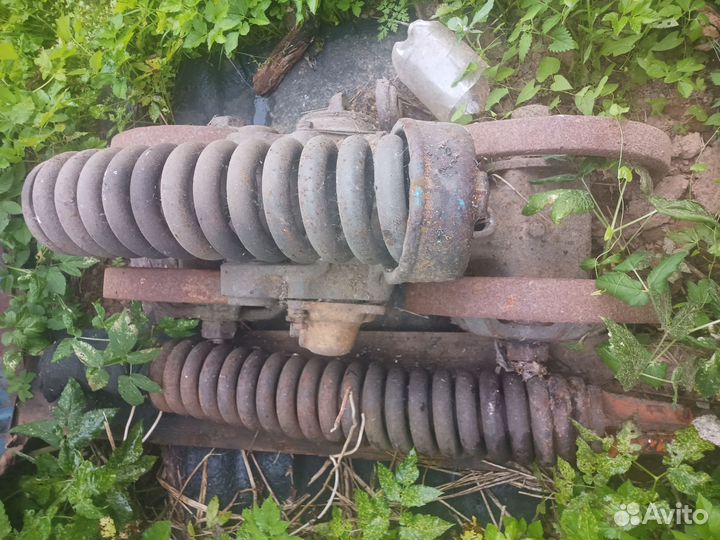 Запчасти на Дт-75