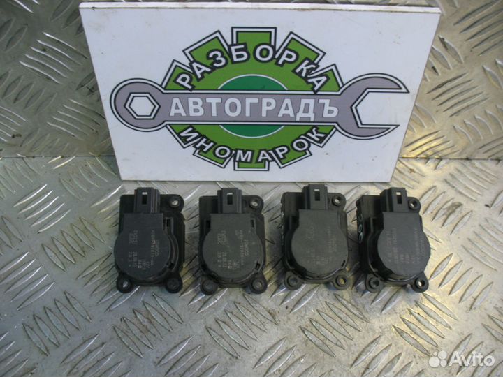 Моторчик заслонки отопителя Ford Focus 3 2012г