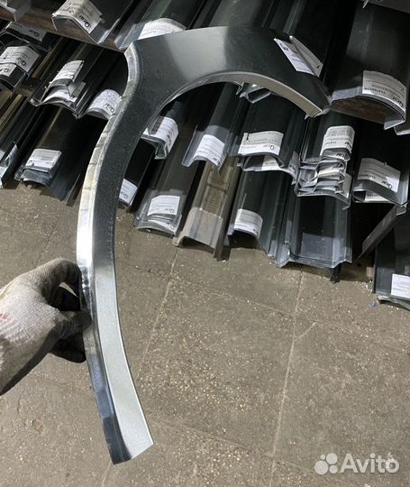 Арка правая Mazda 323F BA hatchback 1994-1998