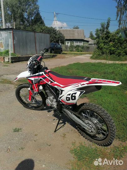 Bse Z4 / 250 кубов