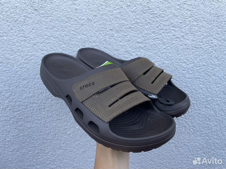 Тапочки crocs