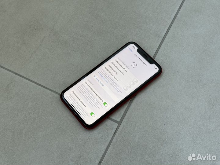 iPhone Xr, 64 ГБ