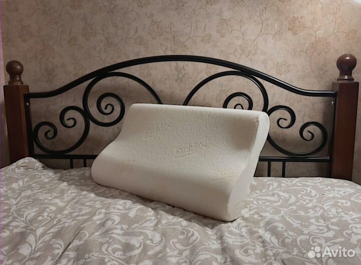 Подушка ортопедическая новая с эффектом памяти