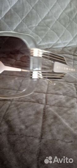 Солнцезащитные очки женские брендовые