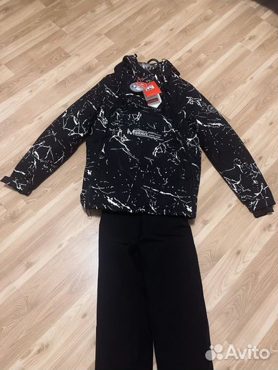 Горнолыжный костюм женский