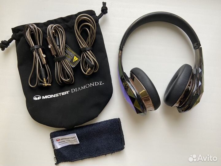 Беспроводные наушники jbl