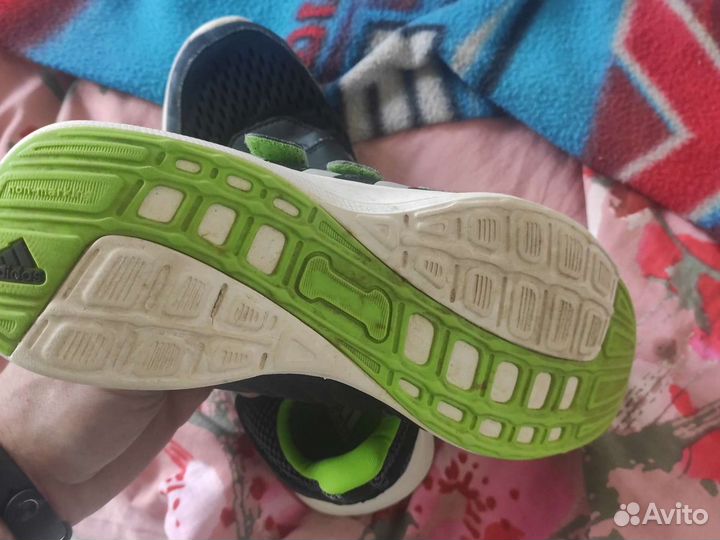 Кроссовки adidas