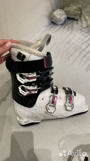 Горнолыжные ботинки женские 24 - 24,5