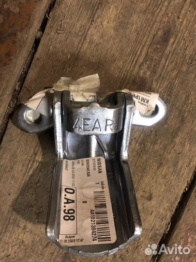 Петля двери nissan qashqai j11 tiida sentra B17R