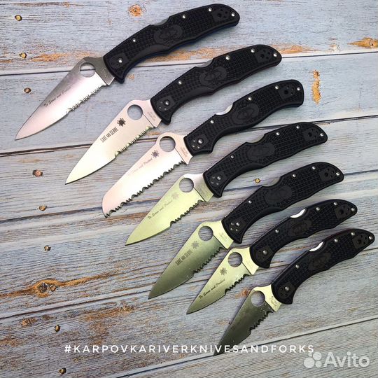 Spyderco Thin Blue / Red Line, Япония