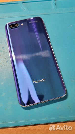 HONOR 10, 4/64 ГБ