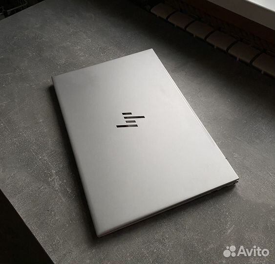Ноутбук HP envy Laptop 17-ch0024ur