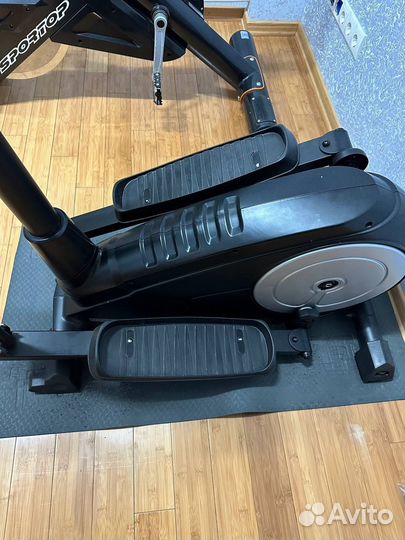 Эллиптический тренажер Svensson