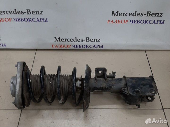 Стойка передняя Mercedes w212 полный привод