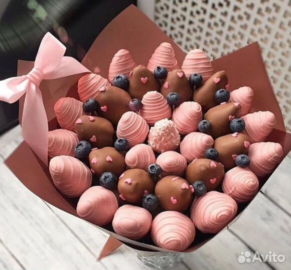 Букет из клубники в шоколаде. Клубника в шоколаде