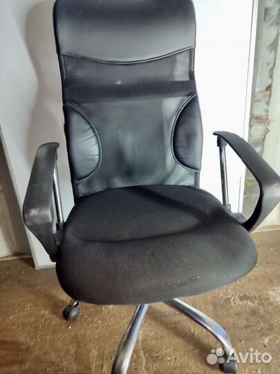 Компьютерное кресло