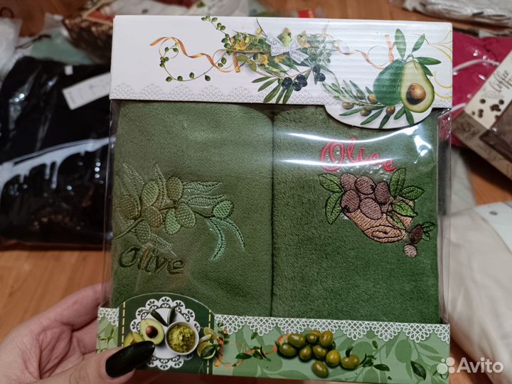 Набор полотенец новые