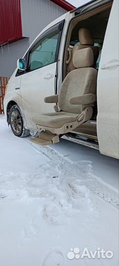 Инвалидное авто кресло с электроприводом