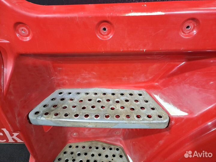 Корпус подножек левый Man TGA, Man TGX