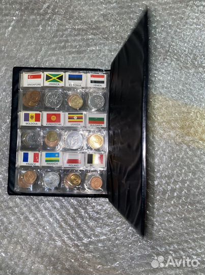 Коллекция монет 60 стран