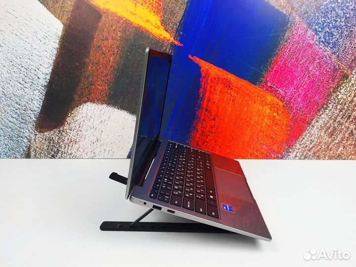 Ноутбук на i3 512Gb SSD 8Gb