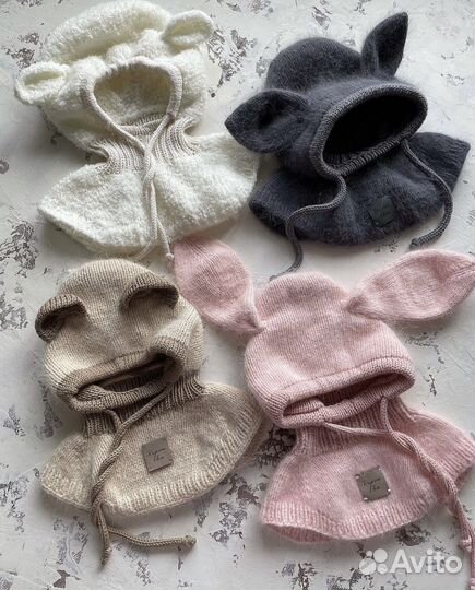 Шапка шлем с ушками, ручная работа