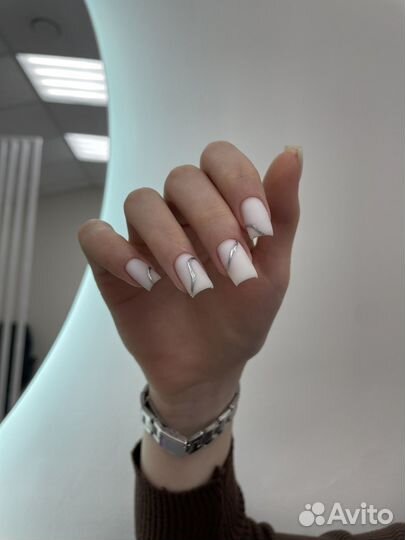 Маникюр наращивание ногтей