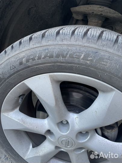 Triangle PL02 215/55 R17