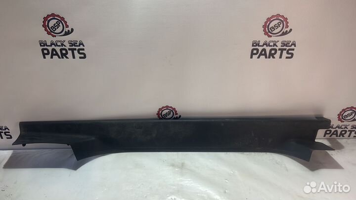 Накладка порога внутренняя Opel Zafira B