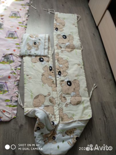 Бамперы, бортики в детскую кроватку