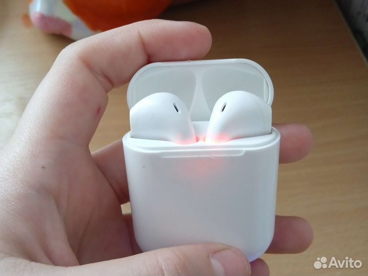 Наушники airpods