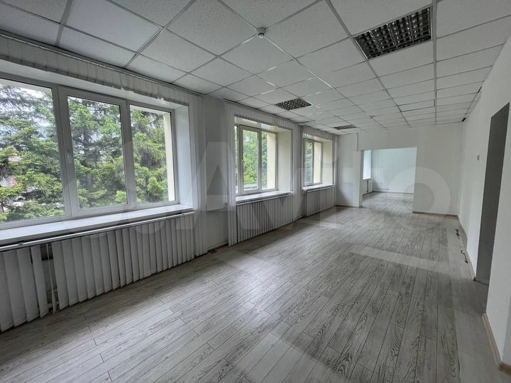 Офис, 235 м² на левом берегу г. Новосибирска