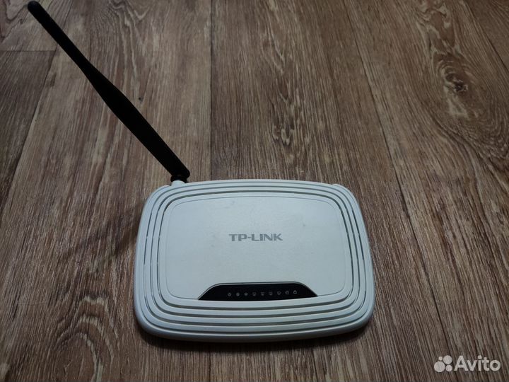 Wi-Fi роутер TP-link TL-WR740N