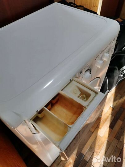 Стиральная машина бу indesit ewsc 61051