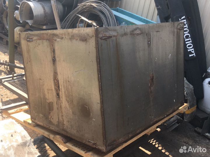 Емкость из пищевой нержавейки