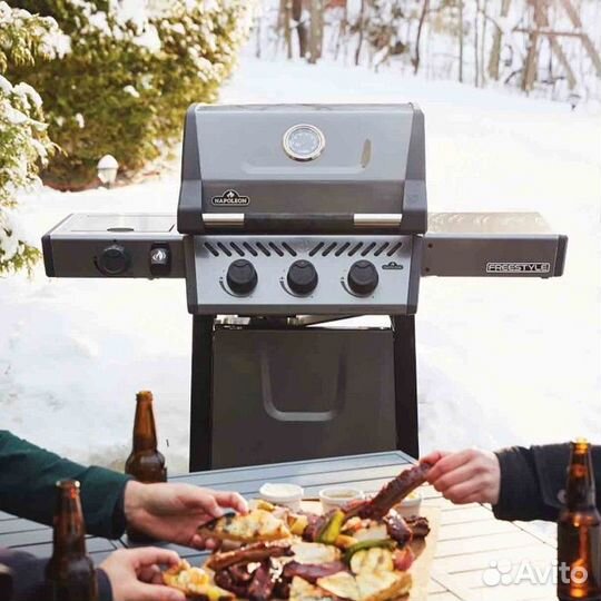Газовый гриль Napoleon Freestyle 365 SB