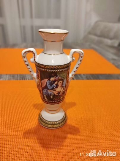 Ваза фарфор маленькая