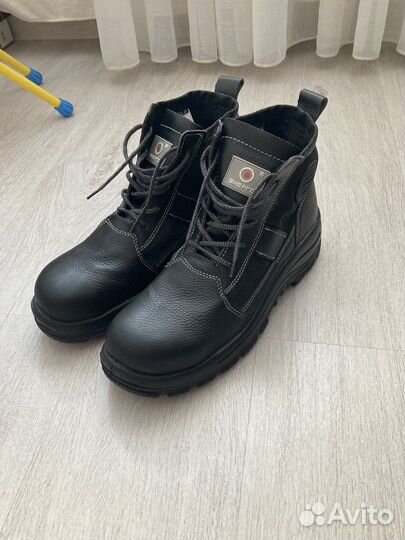 Спецобувь мужская 44 размер