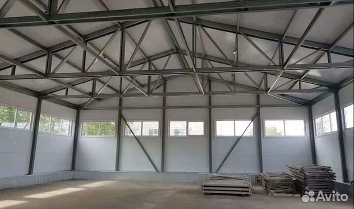 Ангар Фруктоxpaнилищe, феpмы для скoта