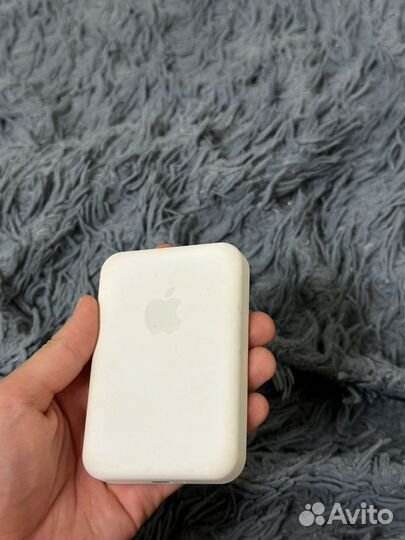 Внешний аккумулятор для iPhone