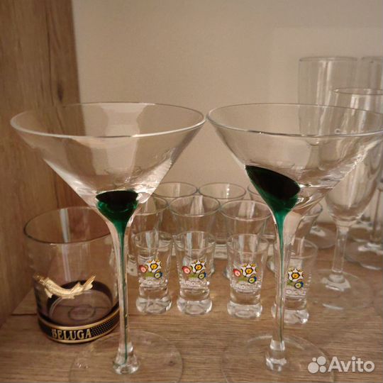 Бокалы и рюмки
