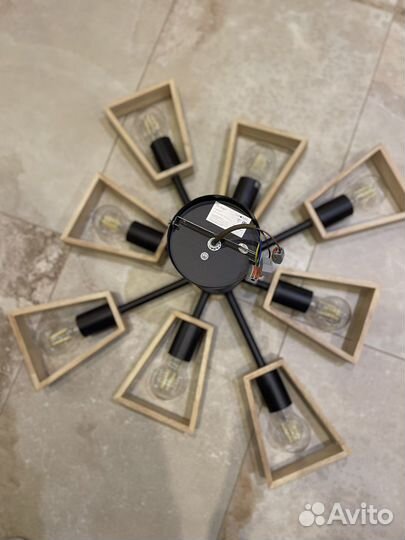 Люстра новая