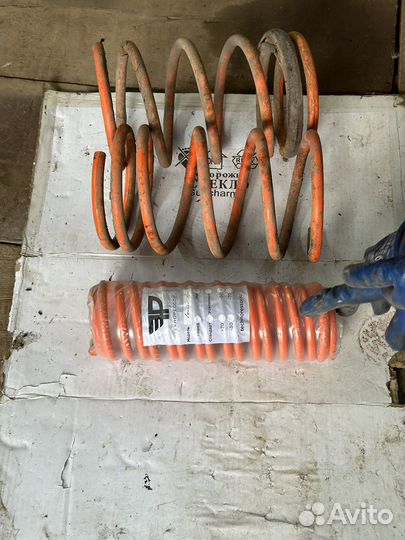 Пружина амортизатора