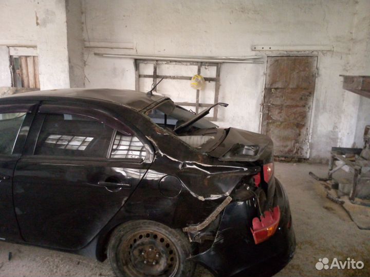 Mitsubishi Lancer 1.5 МТ, 2007, битый, 300 000 км