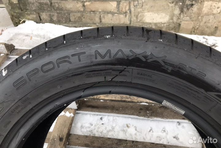 Dunlop SP Sport Maxx RT 2 SUV 235/60 R18 107W