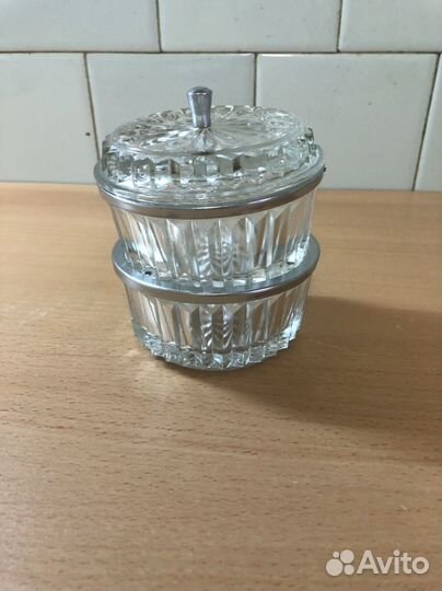 Сахарница и солонка СССР стеклянные в метал ободке