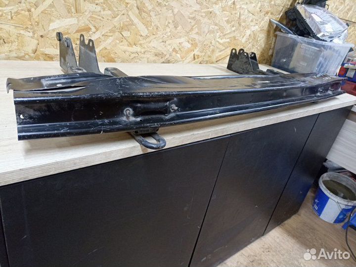 Усилитель бампера задний Ford Transit 8