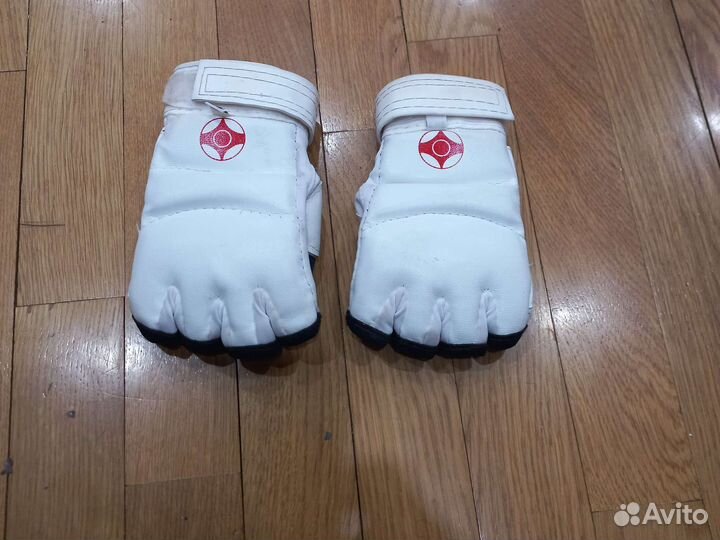 Защита на руки для каратэ