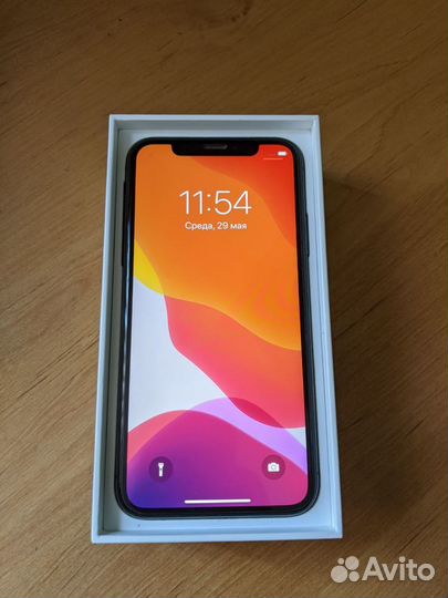 iPhone X, 64 ГБ